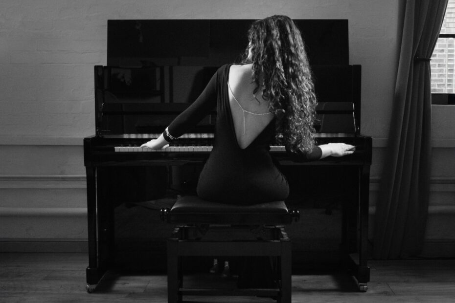 VERONICA - ground to dust